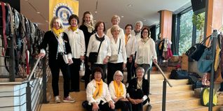 Auch in diesem Jahr lädt der Gemeindienst des Inner Wheel Clubs zu seinem beliebten, großen Basar in die Kongresshalle Böblingen ein.